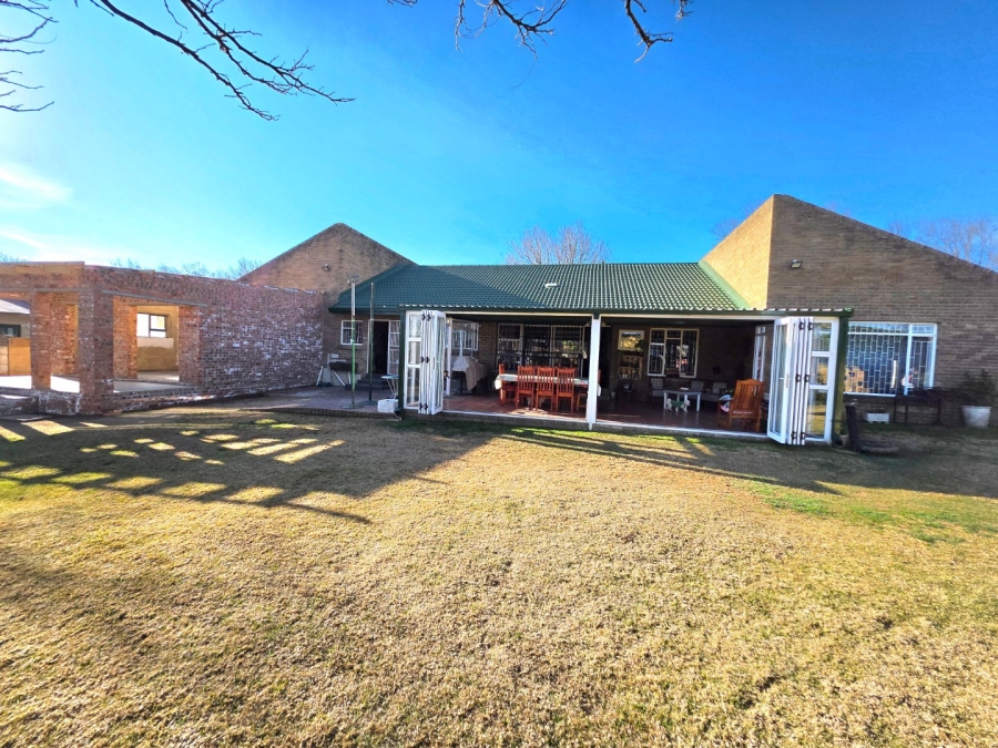 4 Bedroom Property for Sale in La Provance Free State